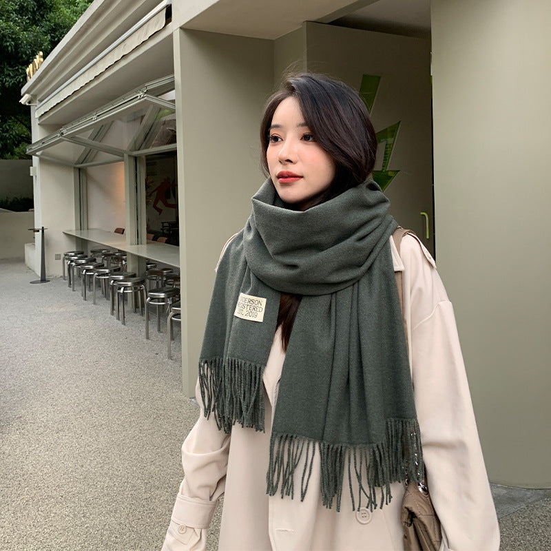 Elegant Wool Blend Tassel Scarf