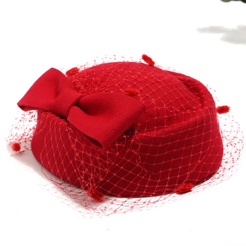 Elegant Veiled Fascinator Hat for Women