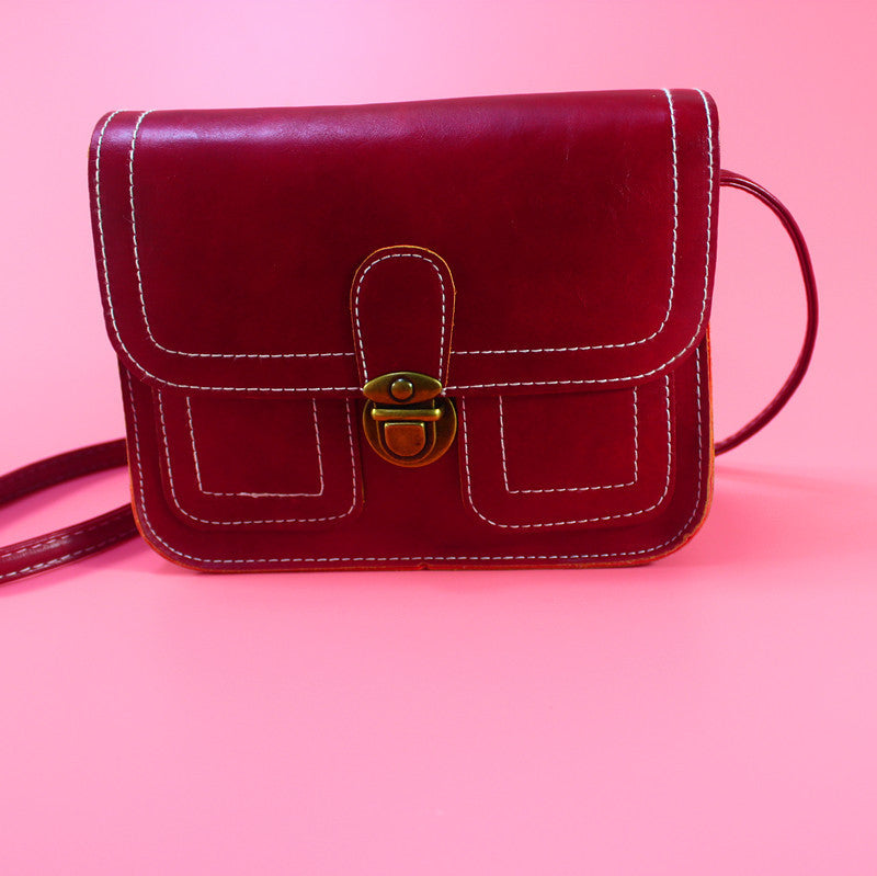 Retro Chic Buckle Shoulder Bag
