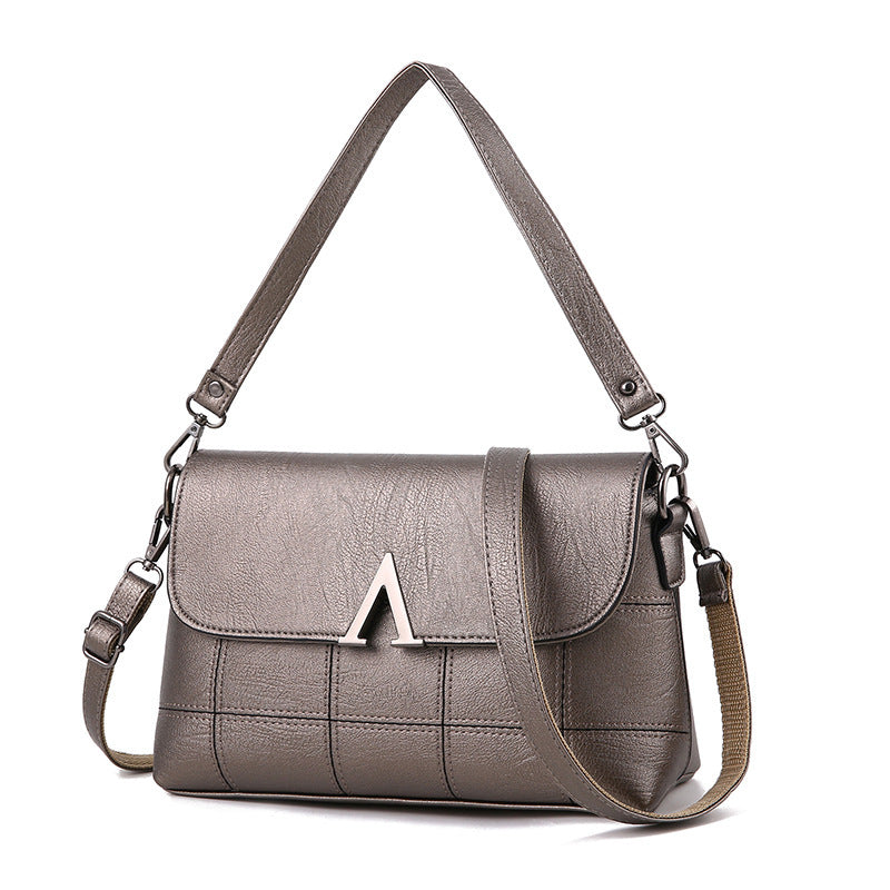 Summer Chic Flip Shoulder Bag for Mothers