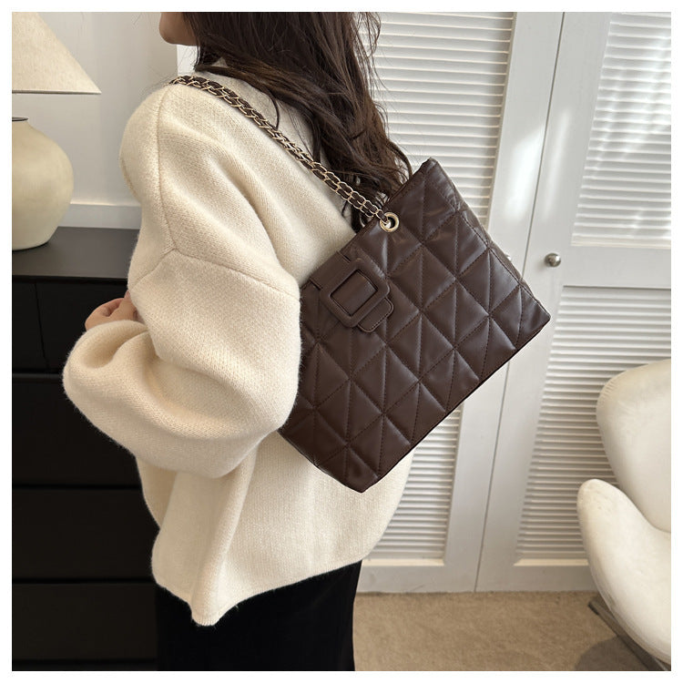 Fashion Forward Rhombus Chain Shoulder Bag