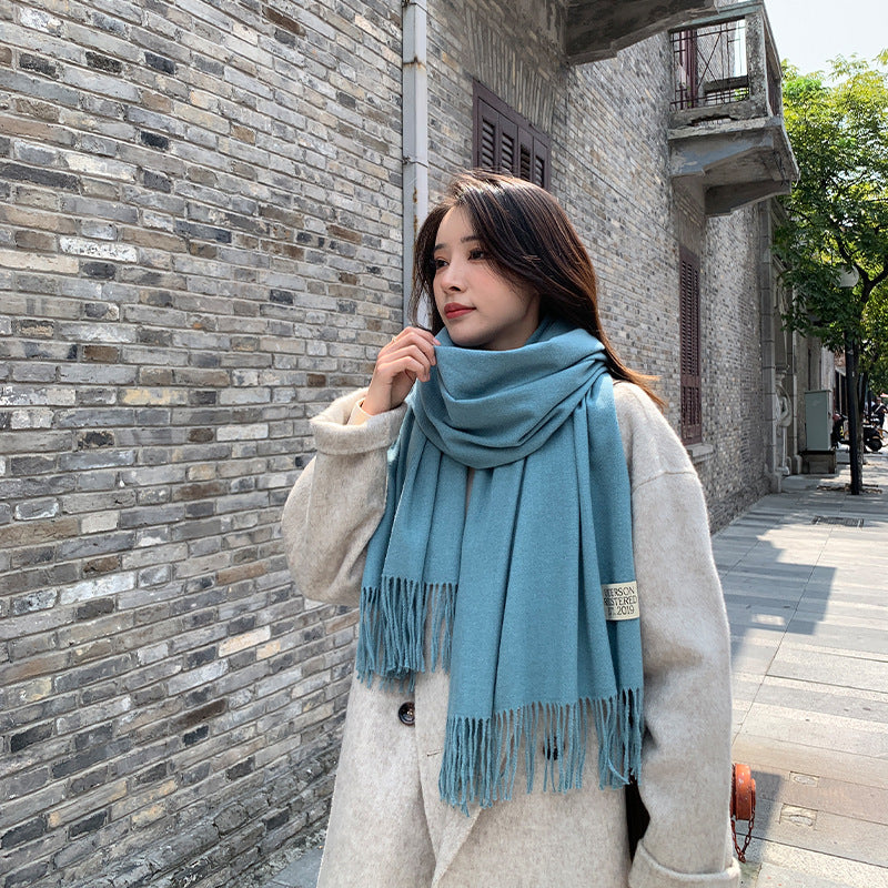 Elegant Wool Blend Tassel Scarf