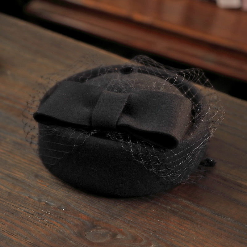 Elegant Veiled Fascinator Hat for Women