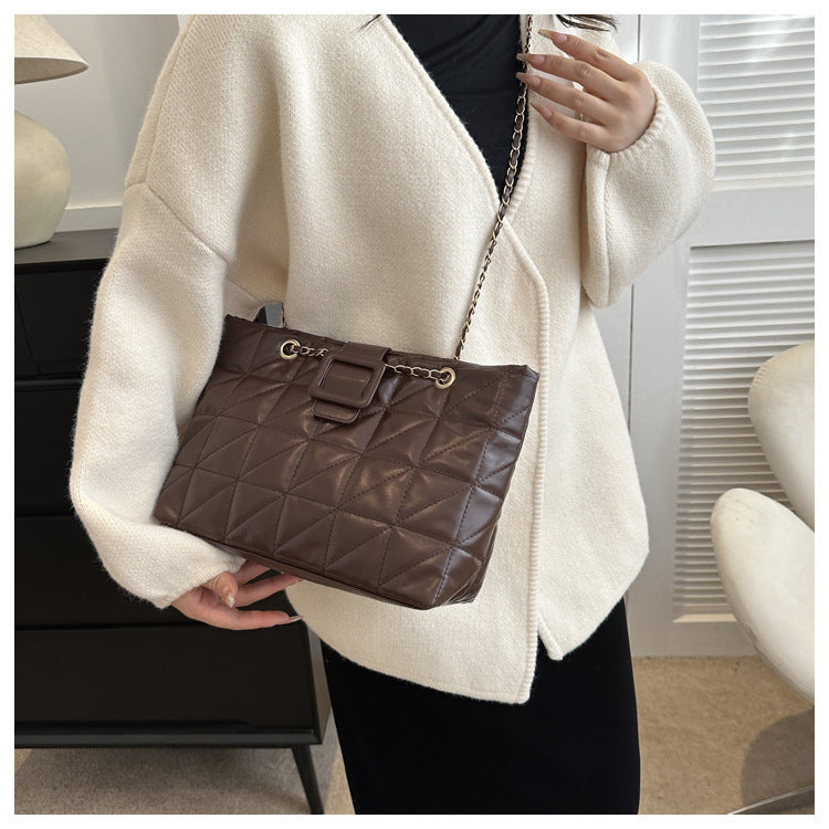 Fashion Forward Rhombus Chain Shoulder Bag