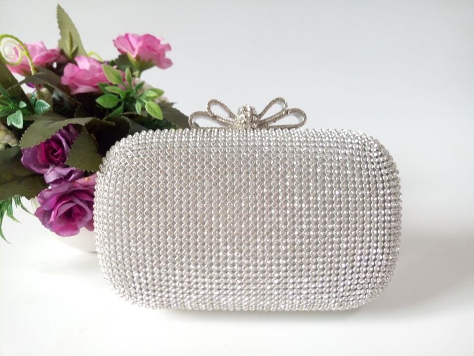 Ladies Diamond Chain Banquet Clutch Evening Rhinestone Bag Sean Powell Apparel