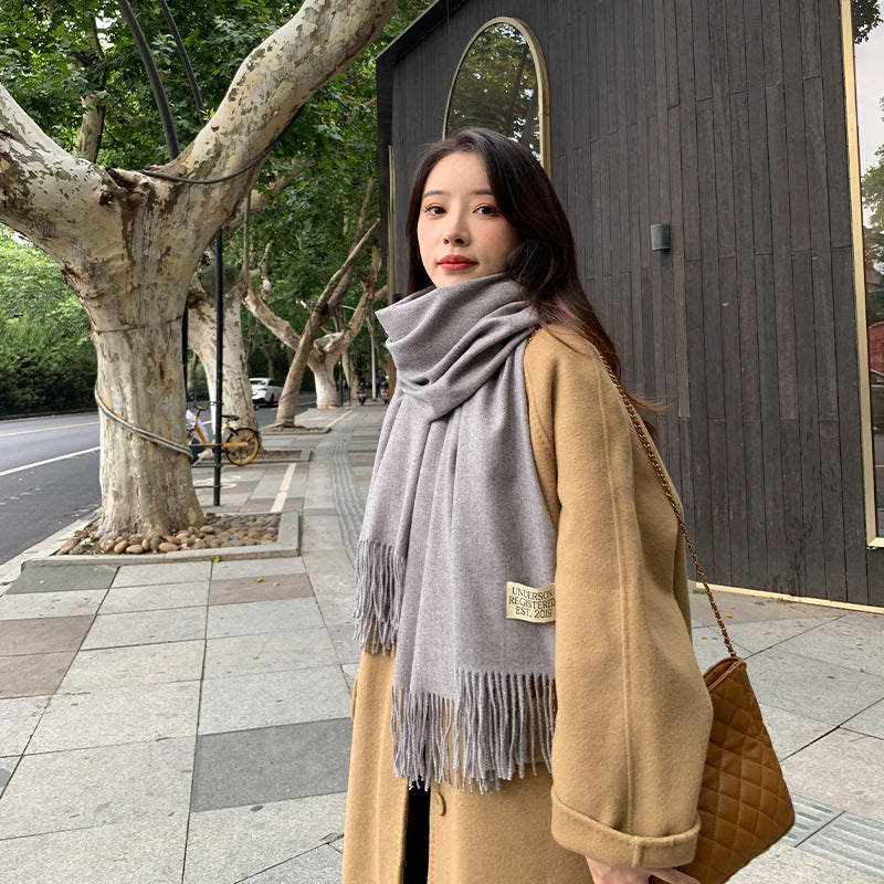 Elegant Wool Blend Tassel Scarf
