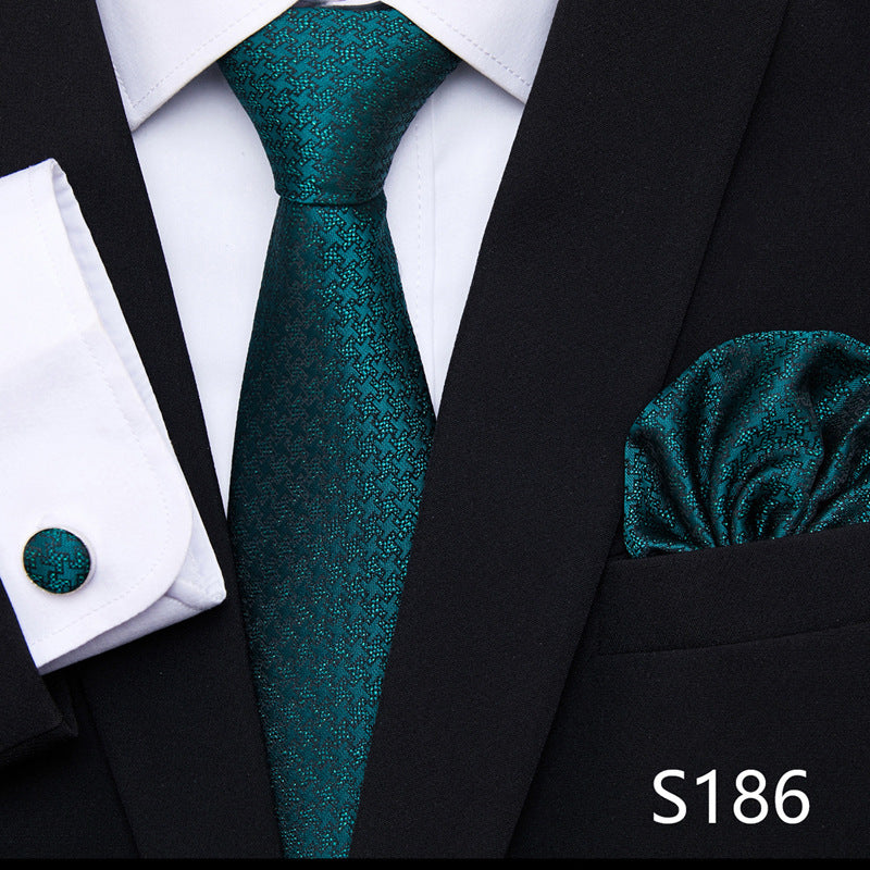 Distinctive Patterns European-American Men's Tie