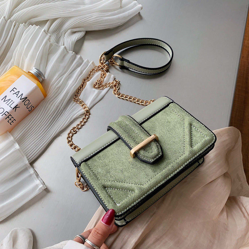 Classic Glam Shoulder Bag