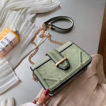 Classic Glam Shoulder Bag