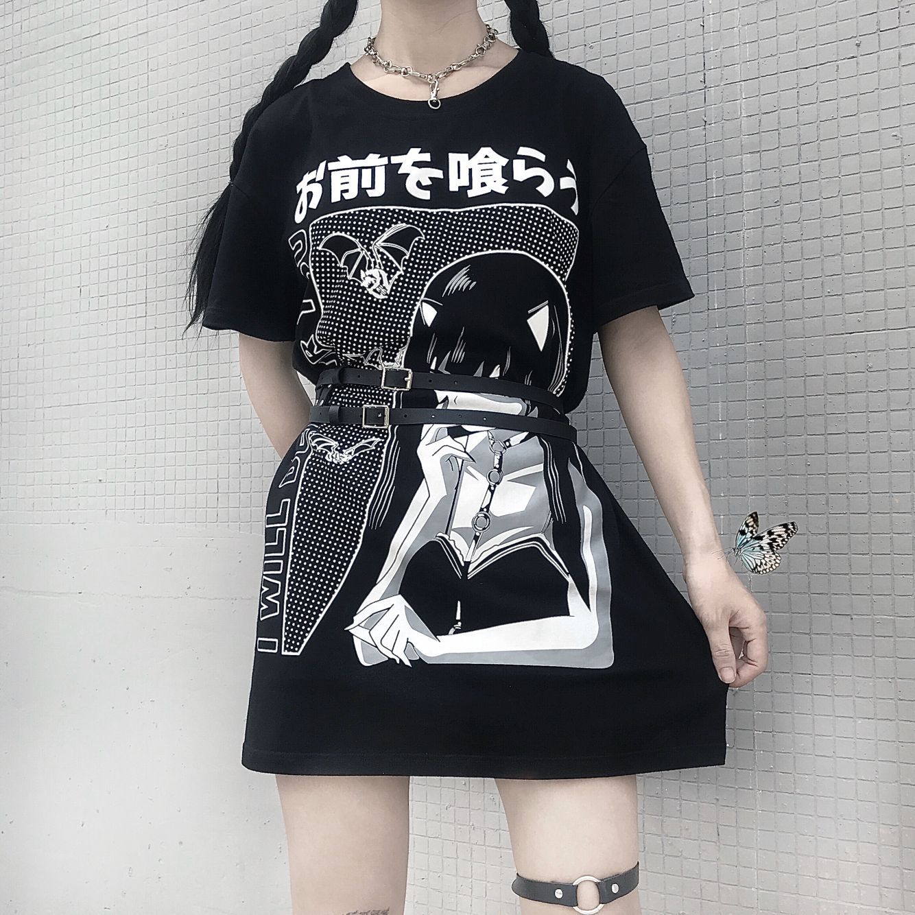 Chic Comfort Graphic Tee – Plus Size Edition