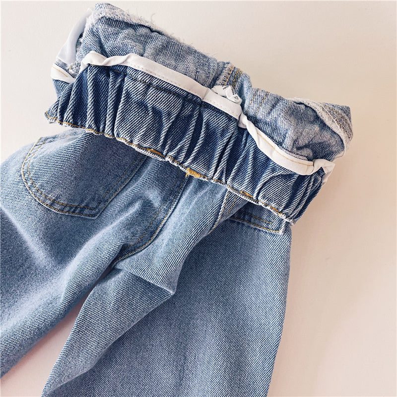 Modern Vibe: Fashionable Korean Trousers