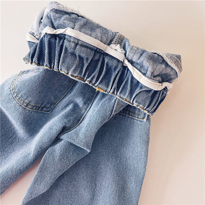 Modern Vibe: Fashionable Korean Trousers