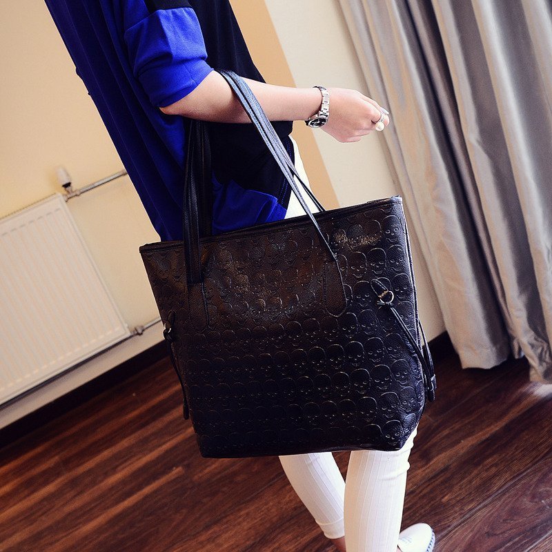 Everyday Essentials Bucket Shoulder Bag