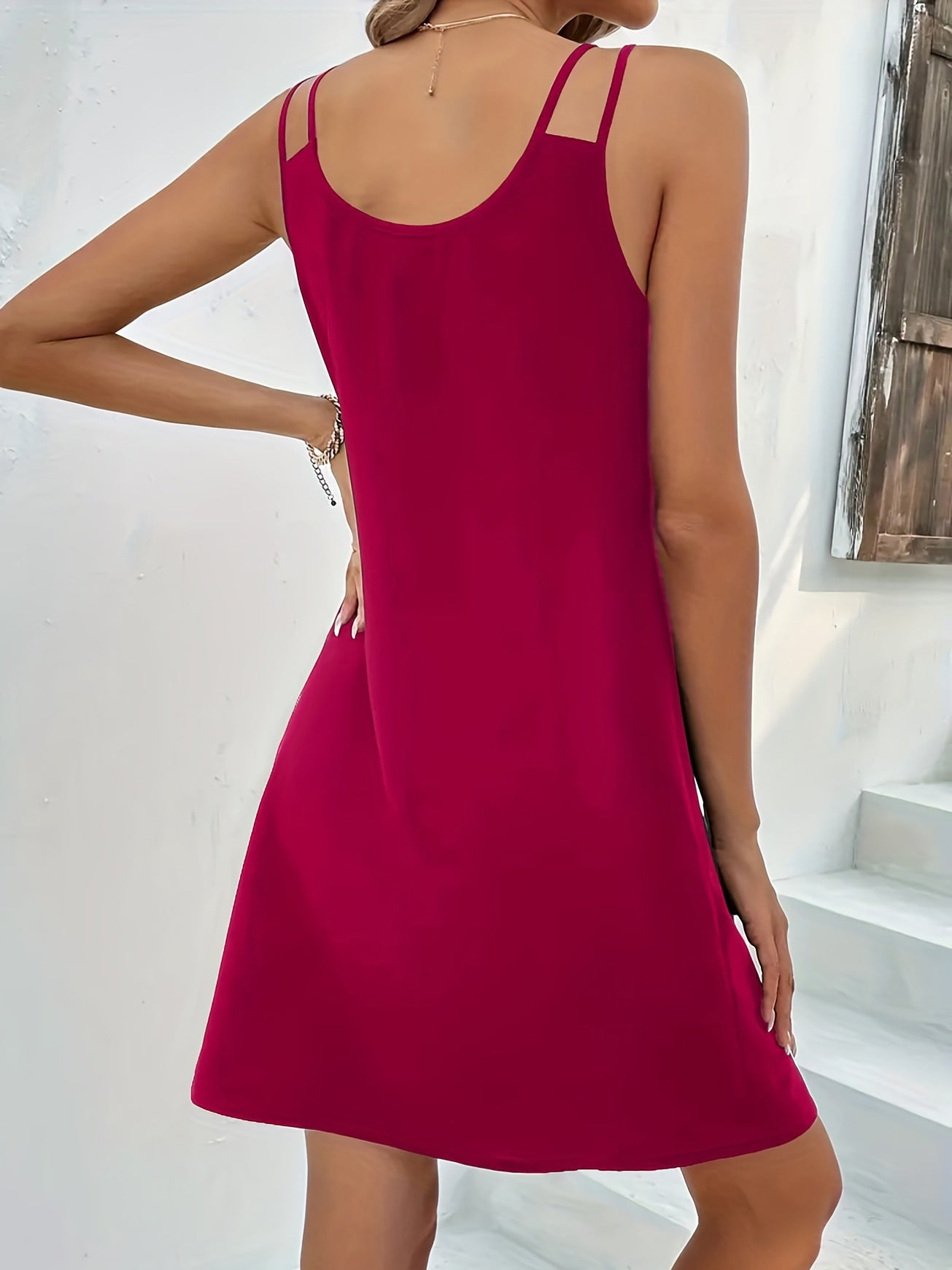 Vibrant Elegance: Sleeveless Slim-Fit Dress
