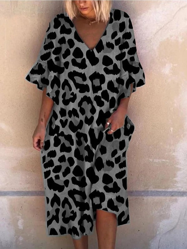 Relaxed Charm Curve Dress