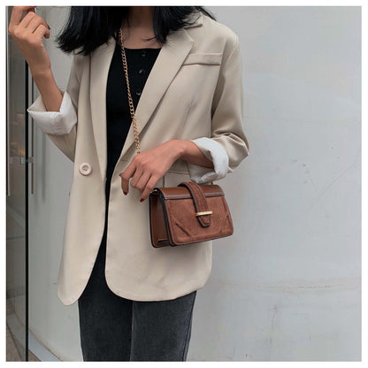 Classic Glam Shoulder Bag