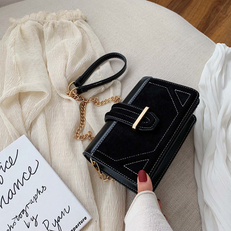 Classic Glam Shoulder Bag