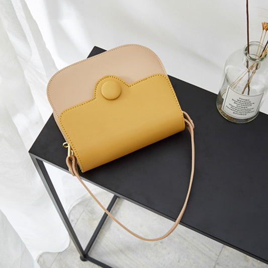 Classic Voyager Messenger Shoulder Bag