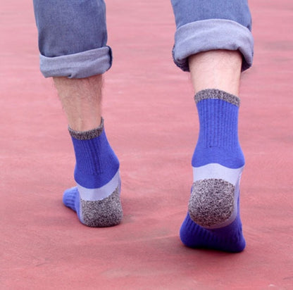 Activewear Men’s Cotton Socks – Sweat-Wicking & Breathable