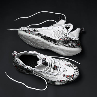 Stratus Edge Sneakers