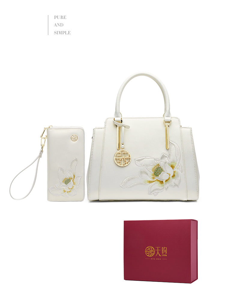 Timeless Love Organizer Bag