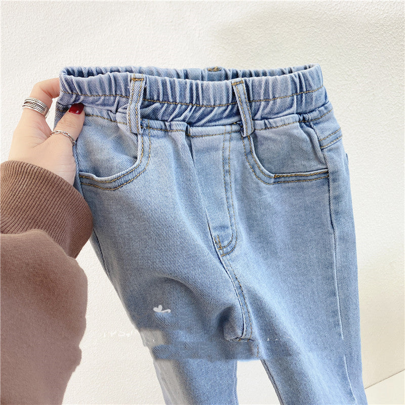 Spring Chic: Slim Bell-Bottom Pants