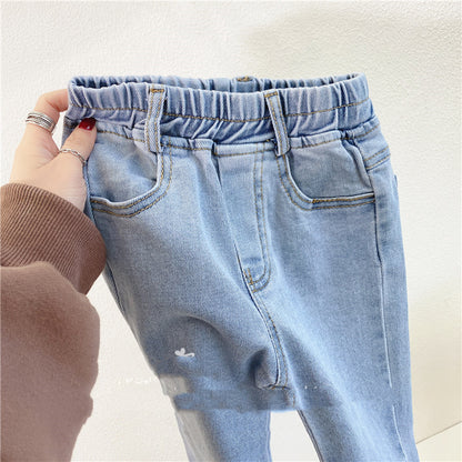 Spring Chic: Slim Bell-Bottom Pants