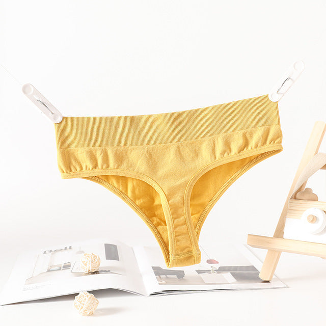 Elegant Lace Thong Lingerie Panties