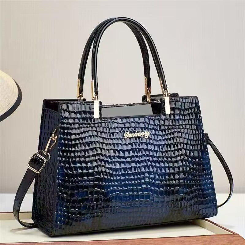 Chic One-Shoulder Large Messenger Bag for Women
