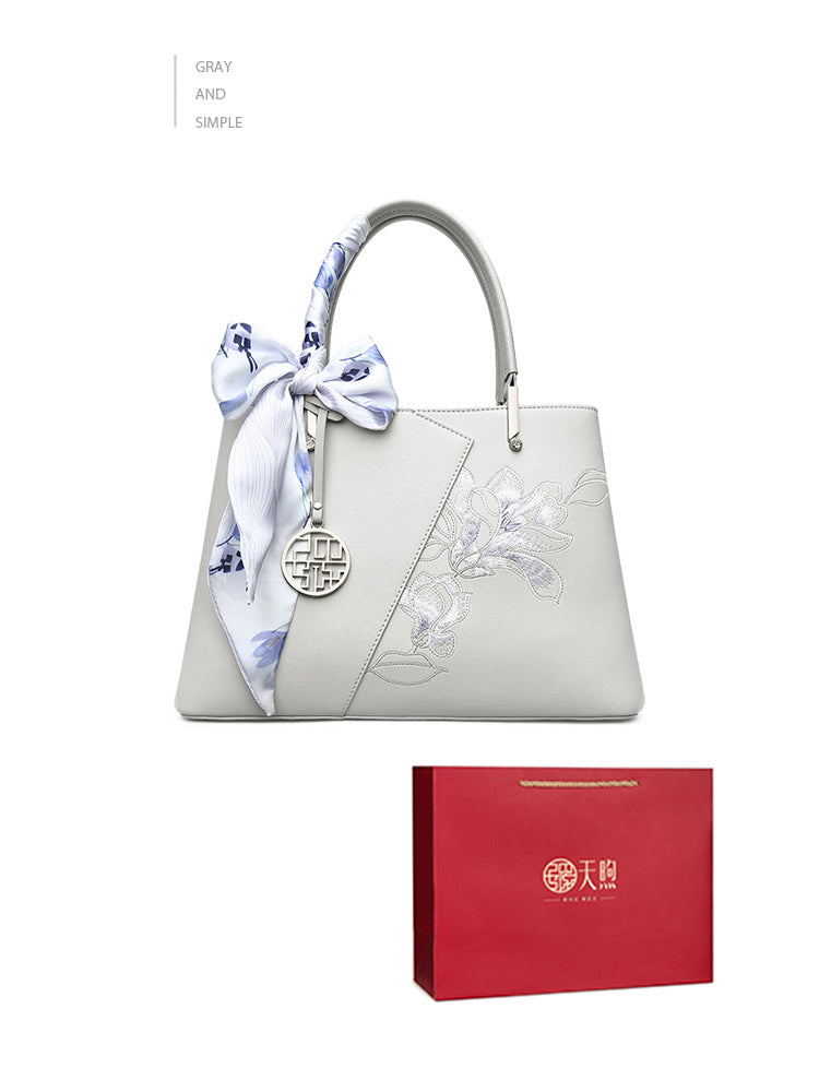 Timeless Love Organizer Bag