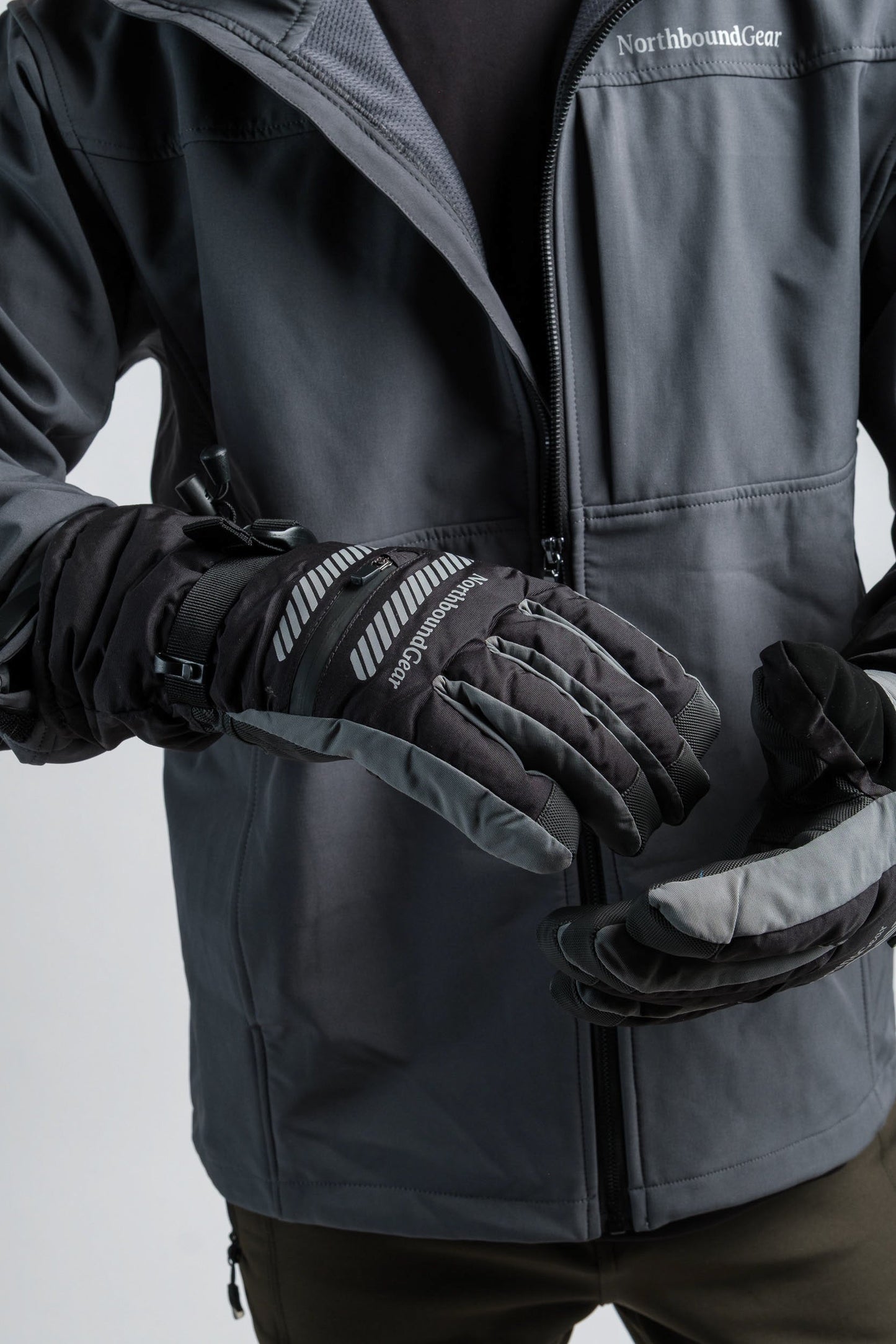 Defender 3-in-1 Gloves with Touchscreen Northbound Gear