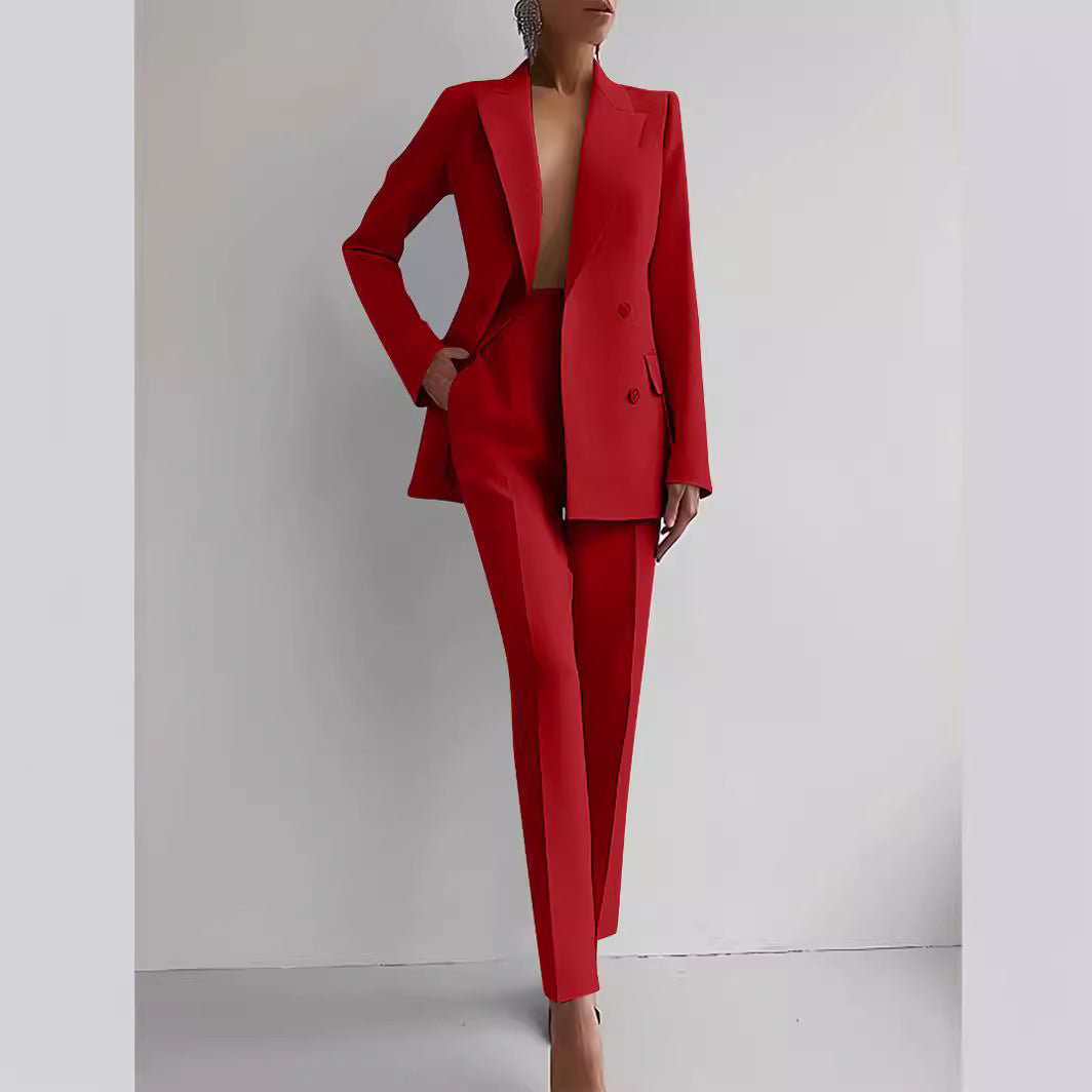 Sophisticated Workwear: Elegant Business Casual Suit Ensemble for Women