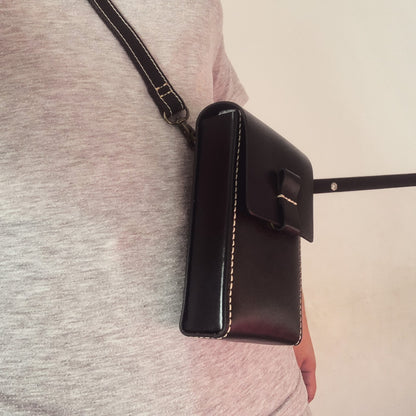 Metro Line Phone Sling