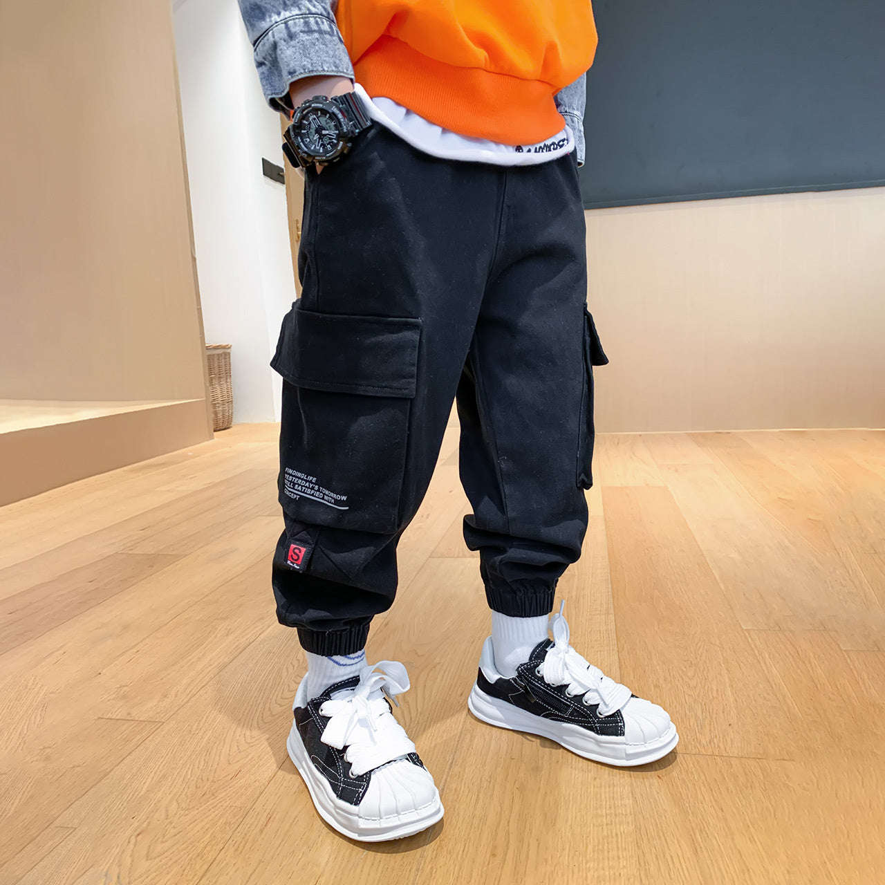 Casual Horizon: Left West Pants