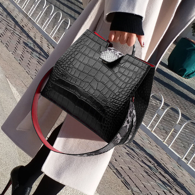 Urban Pulse Messenger Bag